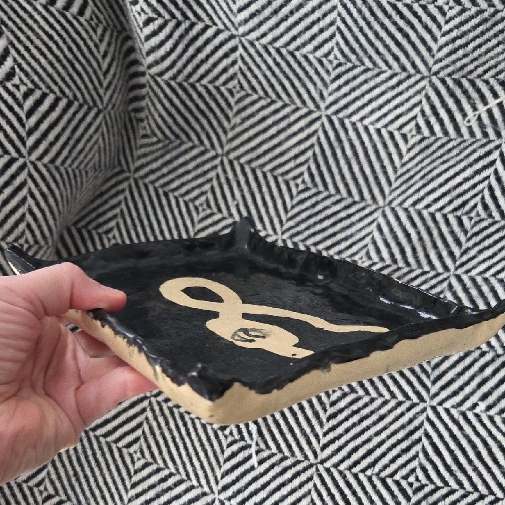 😸Black & Cream Snake Folk Art Tray | Signed MV | Brutalist Naïve Style - Picture 5 of 8